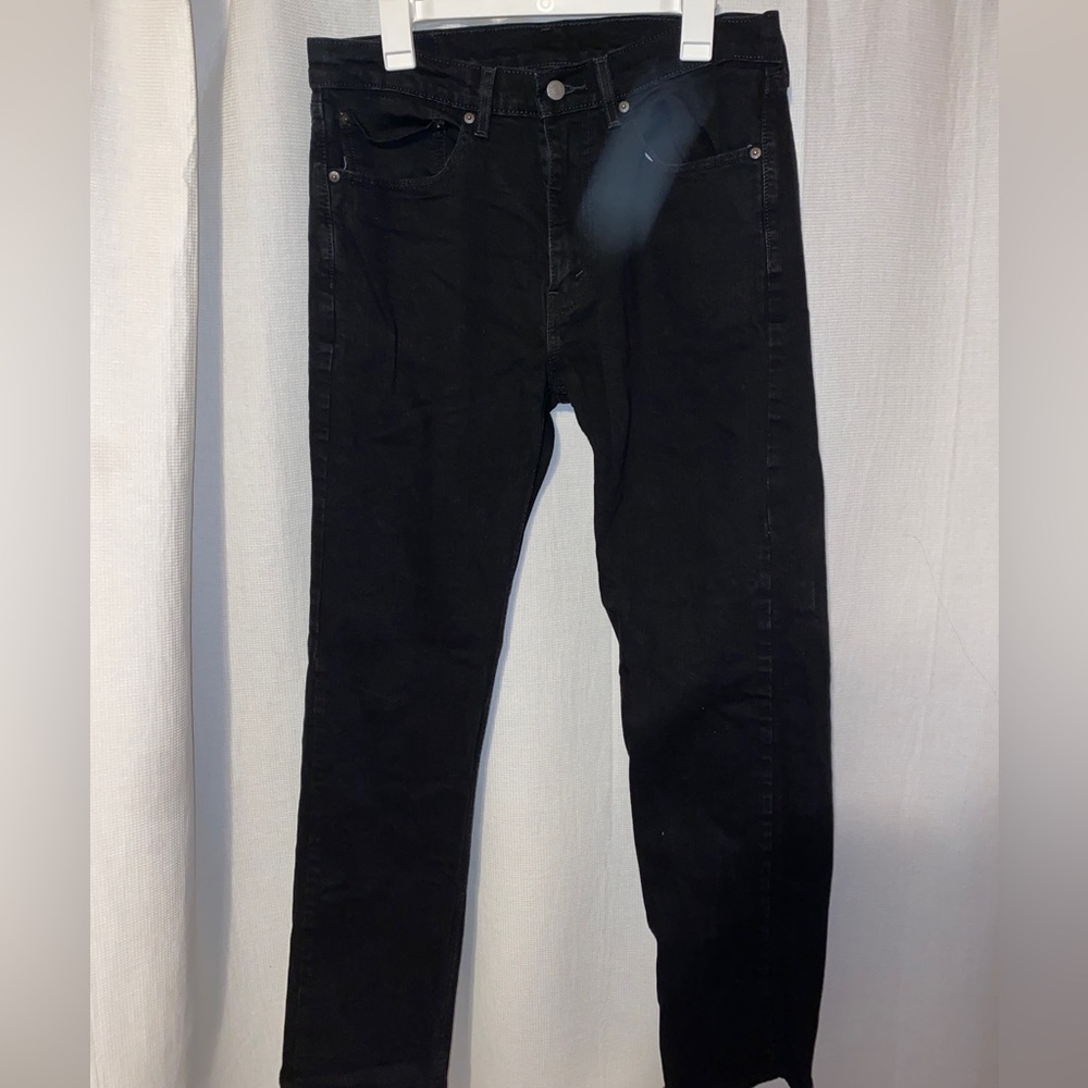 Levi’s jeans rarely worn need gone